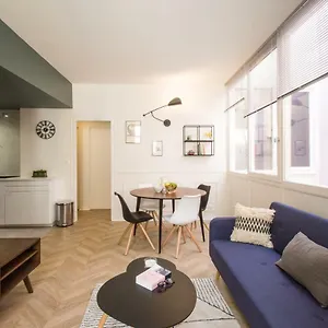 https://lopera-beau-logement-au-pied-du-capitole.midi-pyreneeshotels.com