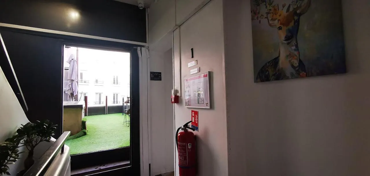 Le Coffice Auberge De Jeunesse Paryż